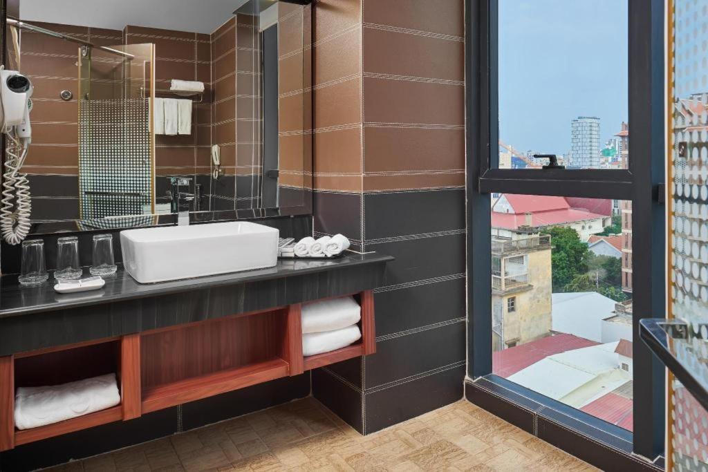 Essence Hotel-Phnompenh Exteriér fotografie